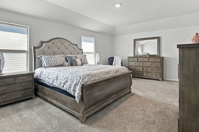 7933 Twin Forks Drive, Fort Worth, TX 76131