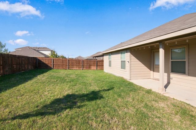 7933 Twin Forks Drive, Fort Worth, TX 76131