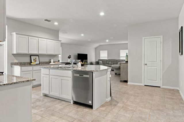 7933 Twin Forks Drive, Fort Worth, TX 76131