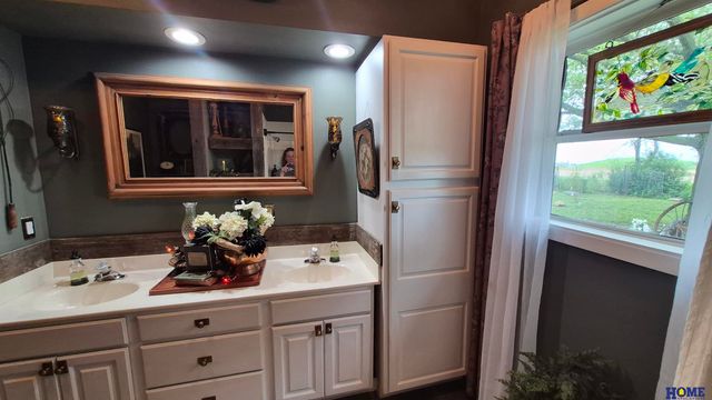 4201 W Holdrege Street, Lincoln, NE 68528