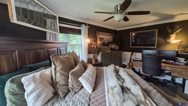 4201 W Holdrege Street, Lincoln, NE 68528