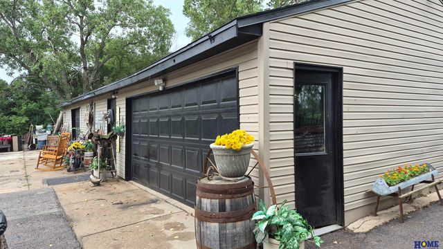 4201 W Holdrege Street, Lincoln, NE 68528