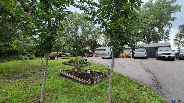 4201 W Holdrege Street, Lincoln, NE 68528