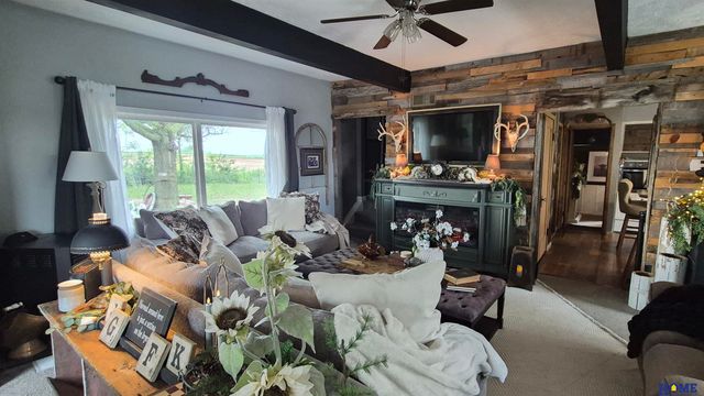 4201 W Holdrege Street, Lincoln, NE 68528
