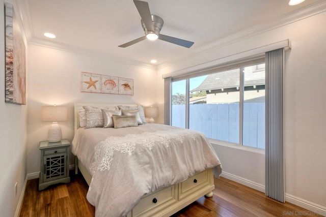 1221 4th St, Coronado, CA 92118