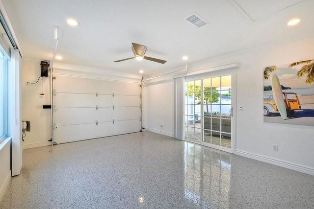 1221 4th St, Coronado, CA 92118