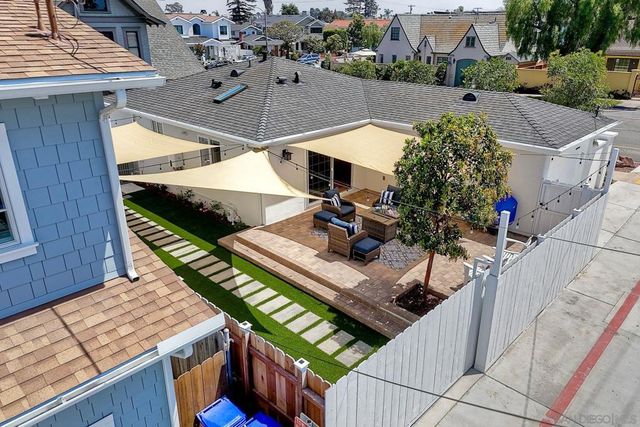 1221 4th St, Coronado, CA 92118