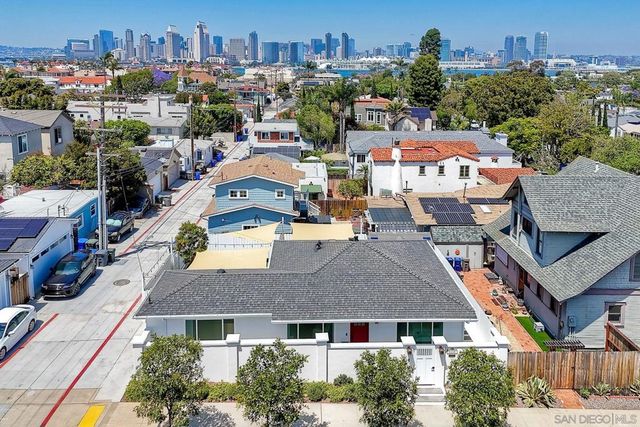 1221 4th St, Coronado, CA 92118