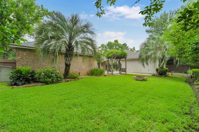2810 Woodland Ridge Drive, Kingwood, TX 77345