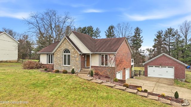 5500 Highpoint Dr, Crestwood, KY 40014