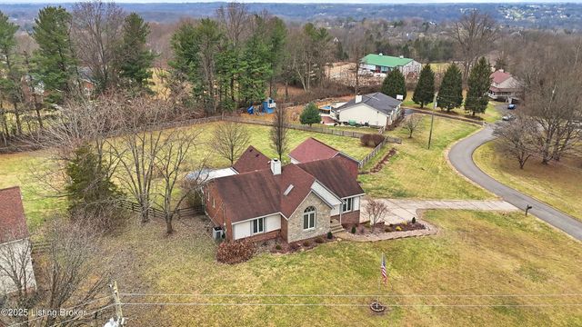 5500 Highpoint Dr, Crestwood, KY 40014