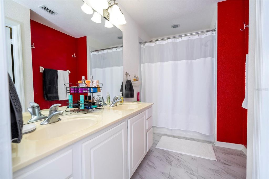 Image 39 of property listing at 3567 SHALLOT DRIVE 103, Orlando, FL 32835