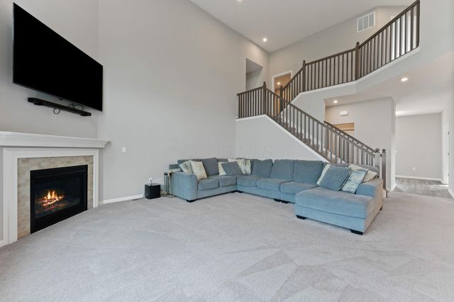 6033 Honey Farm Way, Grove City, OH 43123