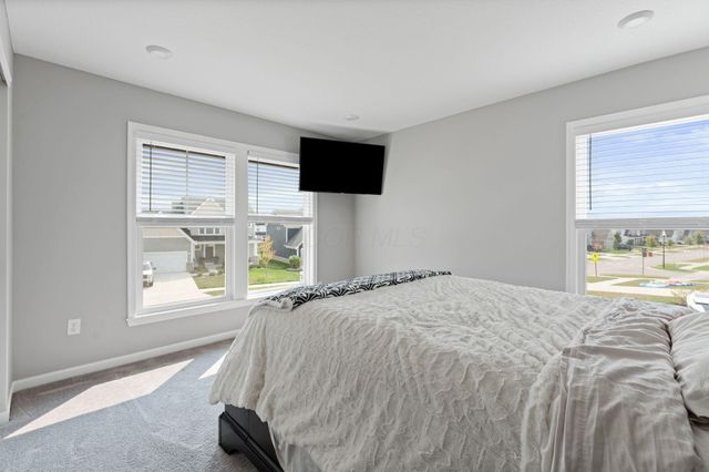 6033 Honey Farm Way, Grove City, OH 43123