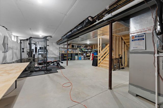 6033 Honey Farm Way, Grove City, OH 43123