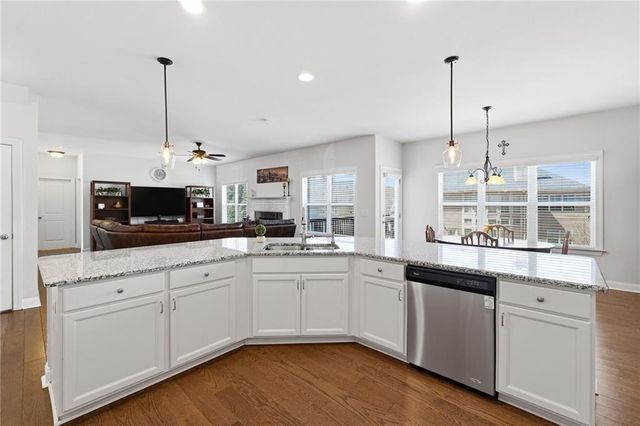 231 Lakestone Parkway, Woodstock, GA 30188