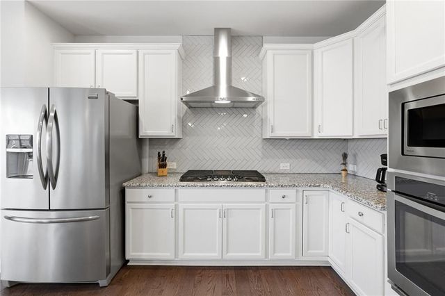 231 Lakestone Parkway, Woodstock, GA 30188