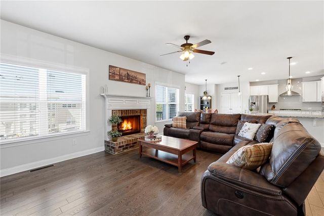 231 Lakestone Parkway, Woodstock, GA 30188