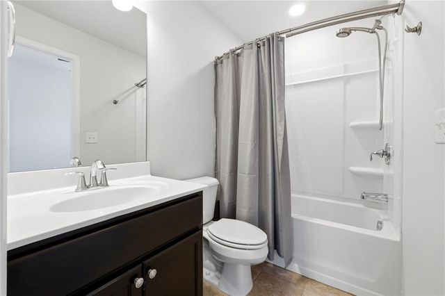 231 Lakestone Parkway, Woodstock, GA 30188