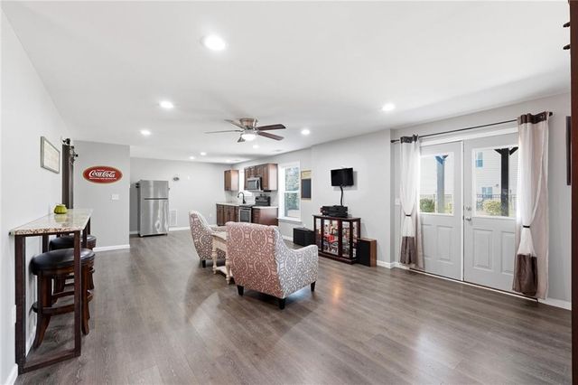 231 Lakestone Parkway, Woodstock, GA 30188