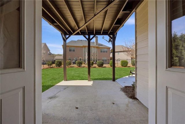 231 Lakestone Parkway, Woodstock, GA 30188