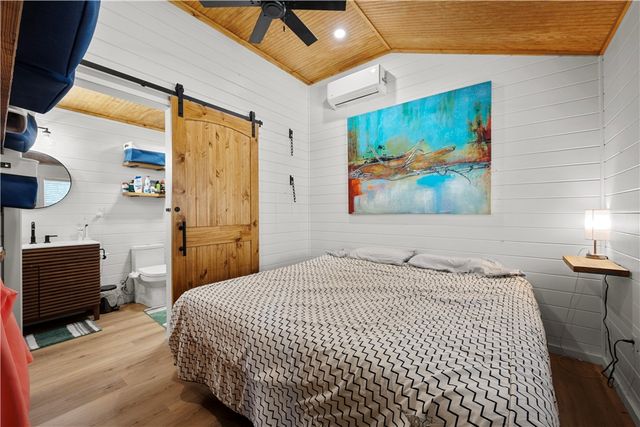 507 Steart St, Rockport, TX 78382