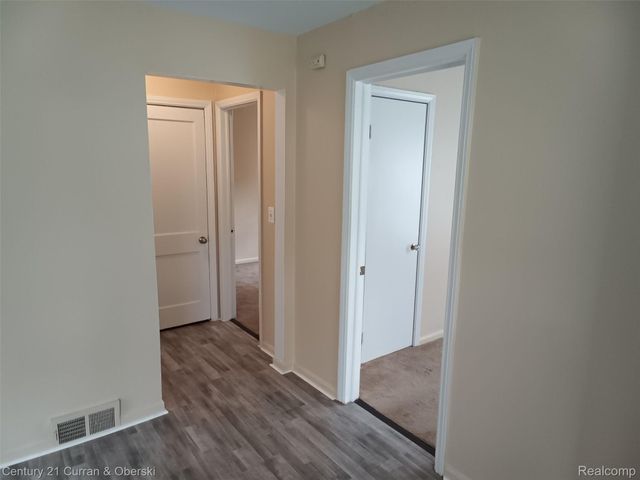 35037 Harroun Street, Wayne, MI 48184