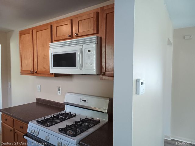 35037 Harroun Street, Wayne, MI 48184