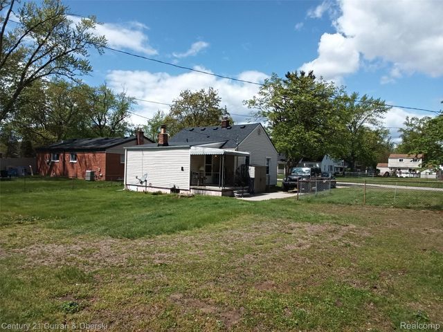 35037 Harroun Street, Wayne, MI 48184