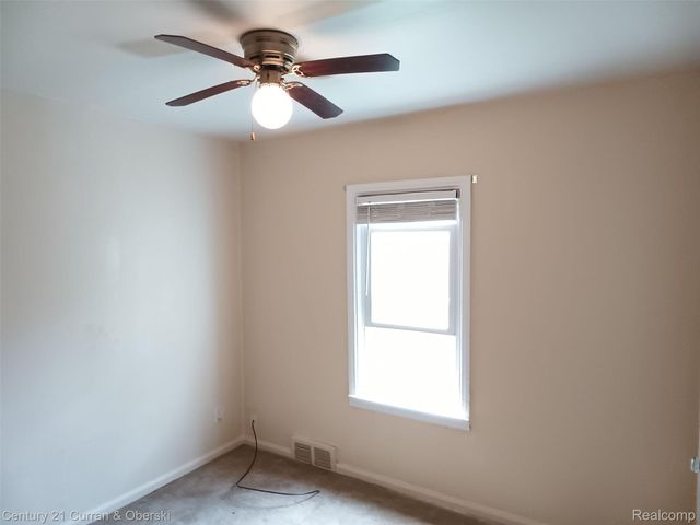 35037 Harroun Street, Wayne, MI 48184