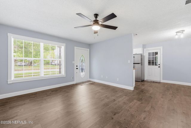 1712 DIBBLE Circle W, Jacksonville, FL 32246