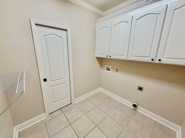 207 Lace Dr., Dothan, AL 36301