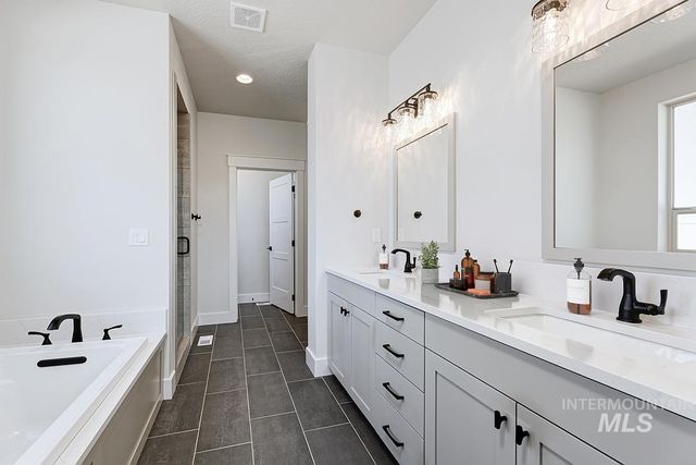 3488 E Englehart Dr., Meridian, ID 83642
