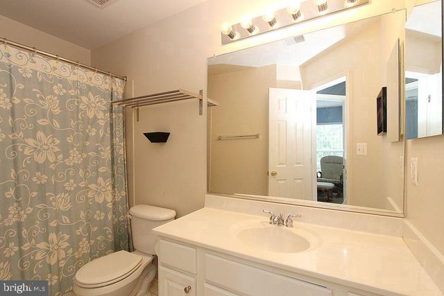 44269 CORNISH LN, Ashburn, VA 20147