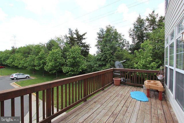 44269 CORNISH LN, Ashburn, VA 20147