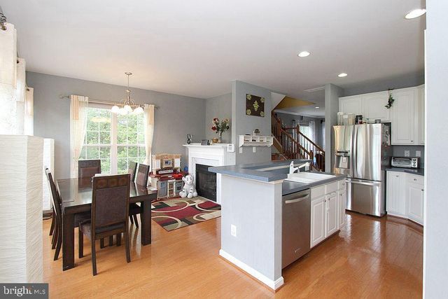 44269 CORNISH LN, Ashburn, VA 20147