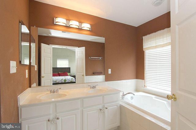 44269 CORNISH LN, Ashburn, VA 20147