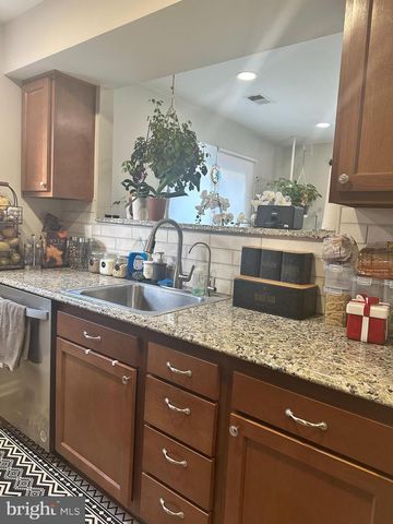 9790 HAGEL CIR, Lorton, VA 22079