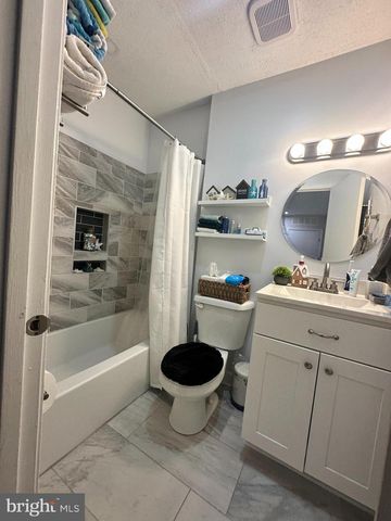 9790 HAGEL CIR, Lorton, VA 22079