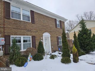 9790 HAGEL CIR, Lorton, VA 22079