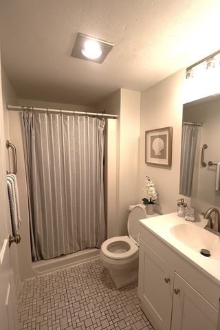 289 Elm Street 15A, Medford, MA 02155