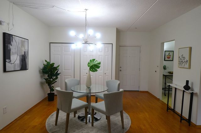 289 Elm Street 15A, Medford, MA 02155