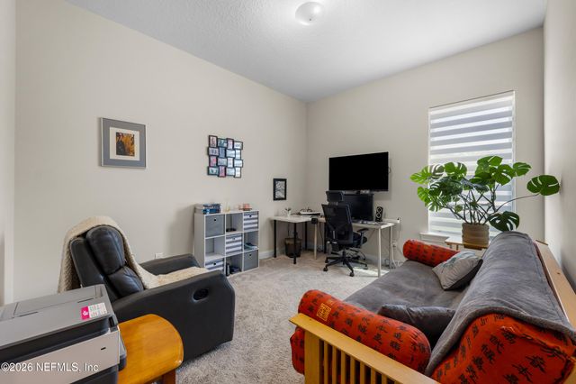 29 TRADESMAN Lane, St. Johns, FL 32259