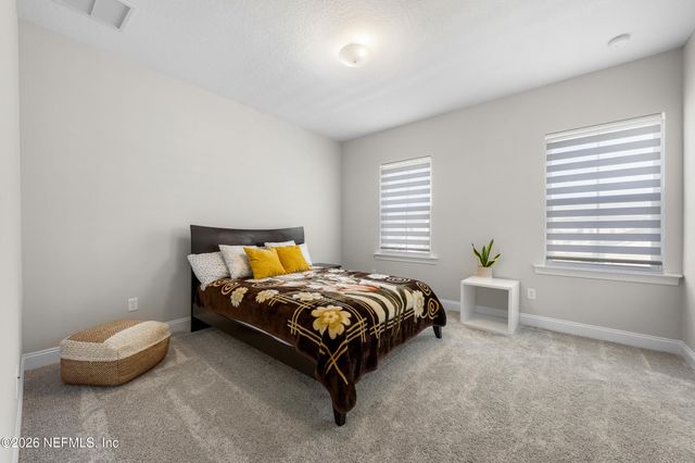 29 TRADESMAN Lane, St. Johns, FL 32259