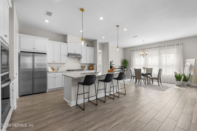 29 TRADESMAN Lane, St. Johns, FL 32259