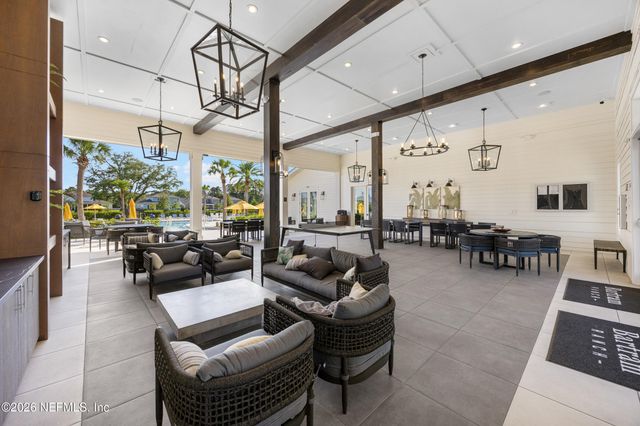 29 TRADESMAN Lane, St. Johns, FL 32259