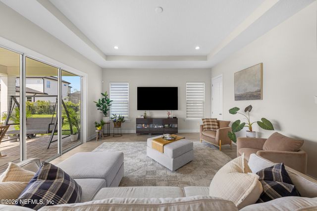 29 TRADESMAN Lane, St. Johns, FL 32259