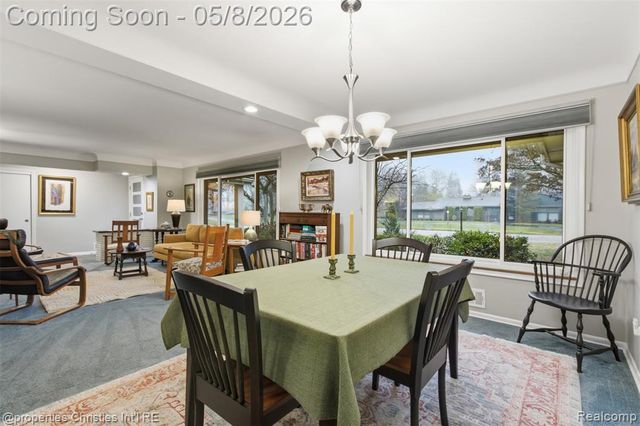 3150 Middlebury Lane, Bloomfield Hills, MI 48301