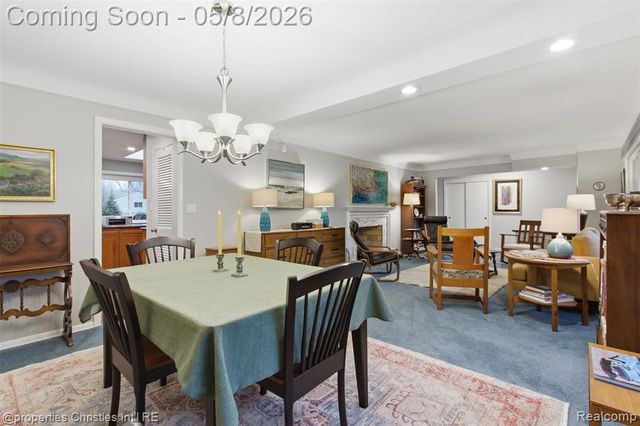 3150 Middlebury Lane, Bloomfield Hills, MI 48301