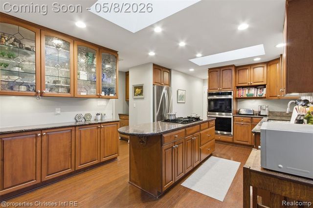 3150 Middlebury Lane, Bloomfield Hills, MI 48301